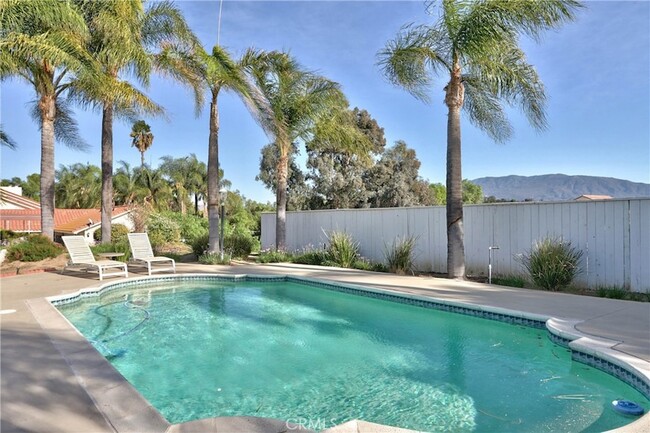 Building Photo - 30375 De Portola Rd