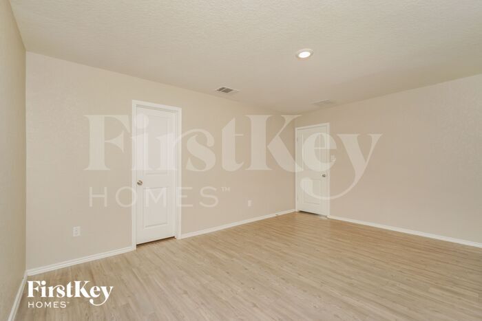 Building Photo - 407 Butterfly Bush Ct