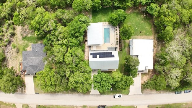 Building Photo - 201 Kahana Ln