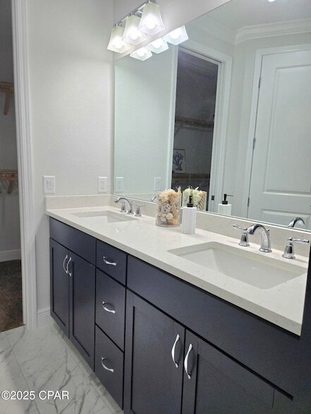 Building Photo - 9245 Cool Breeze Dr