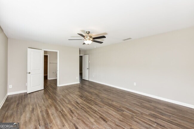 Building Photo - 3765 Newbury Pl Dr