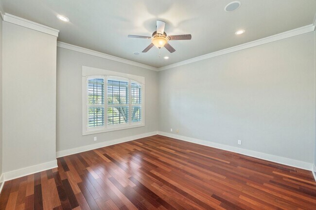 Building Photo - Gorgeous Regatta Bay 3 Bedroom Townhouse!