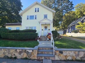 Building Photo - 85 Lynde St