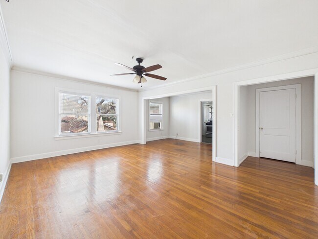 Building Photo - 1920 Richmond Ave.