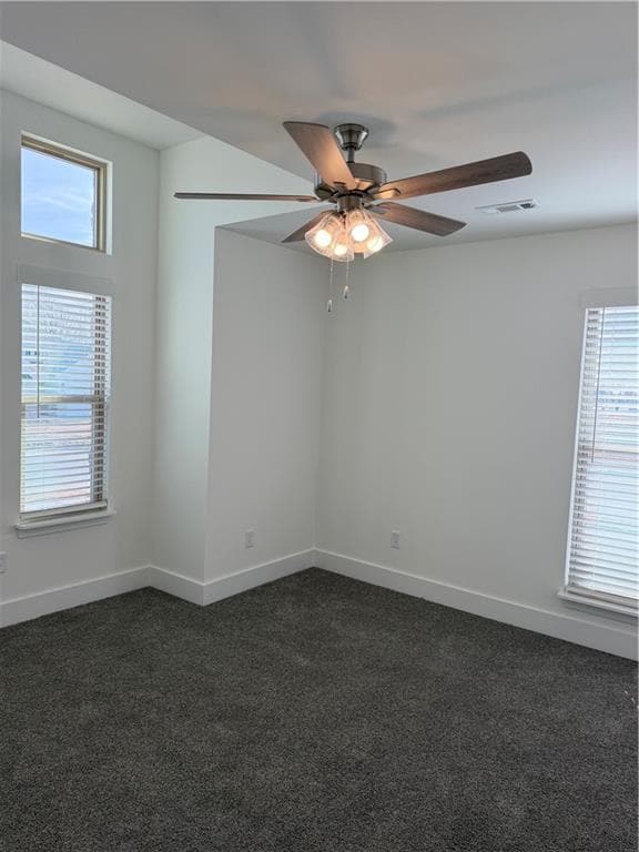 Building Photo - 211 Kristen Ln