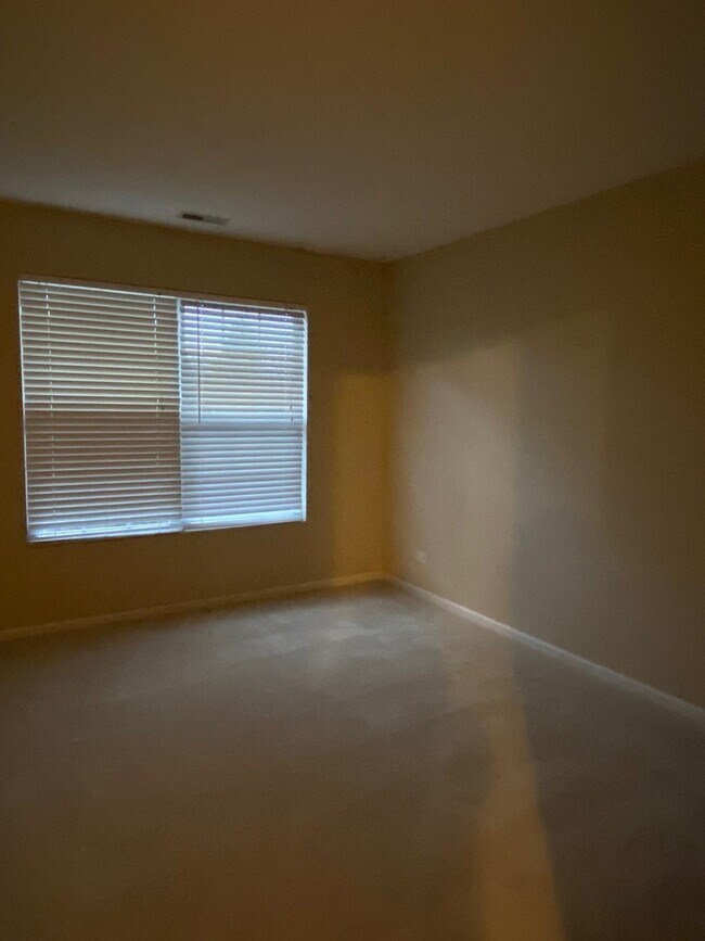 Building Photo - 364 Grape Vine Trail