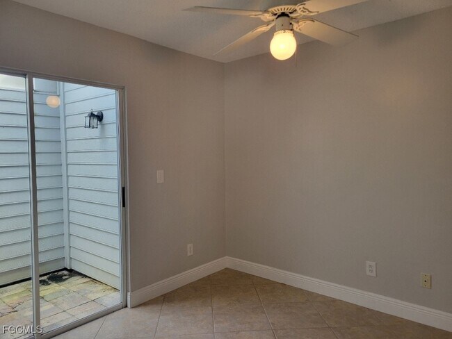 Building Photo - 14807 Crooked Pond Ct