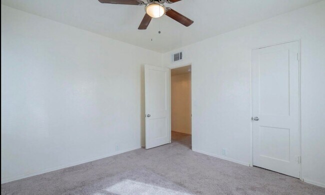 Building Photo - Remodeled 3 bed 2 bath home in Coolidge!