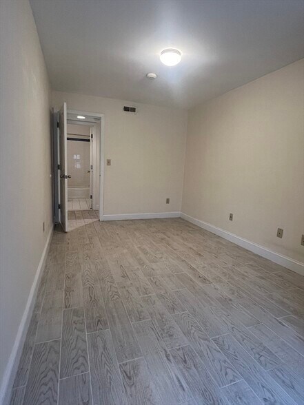 Building Photo - 258 Beacon St