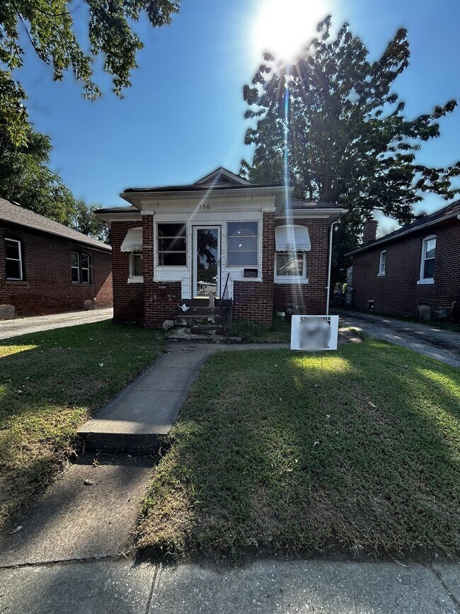 Building Photo - 556 Wimmer Pl