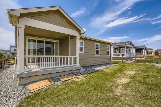 Building Photo - Beautiful 4-Bedroom Ranch Home in highly s...