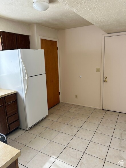 Building Photo - 3556 Van Buren Ave