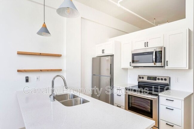 Building Photo - 1831 W Michigan St