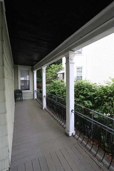Building Photo - 58 Vinal Ave
