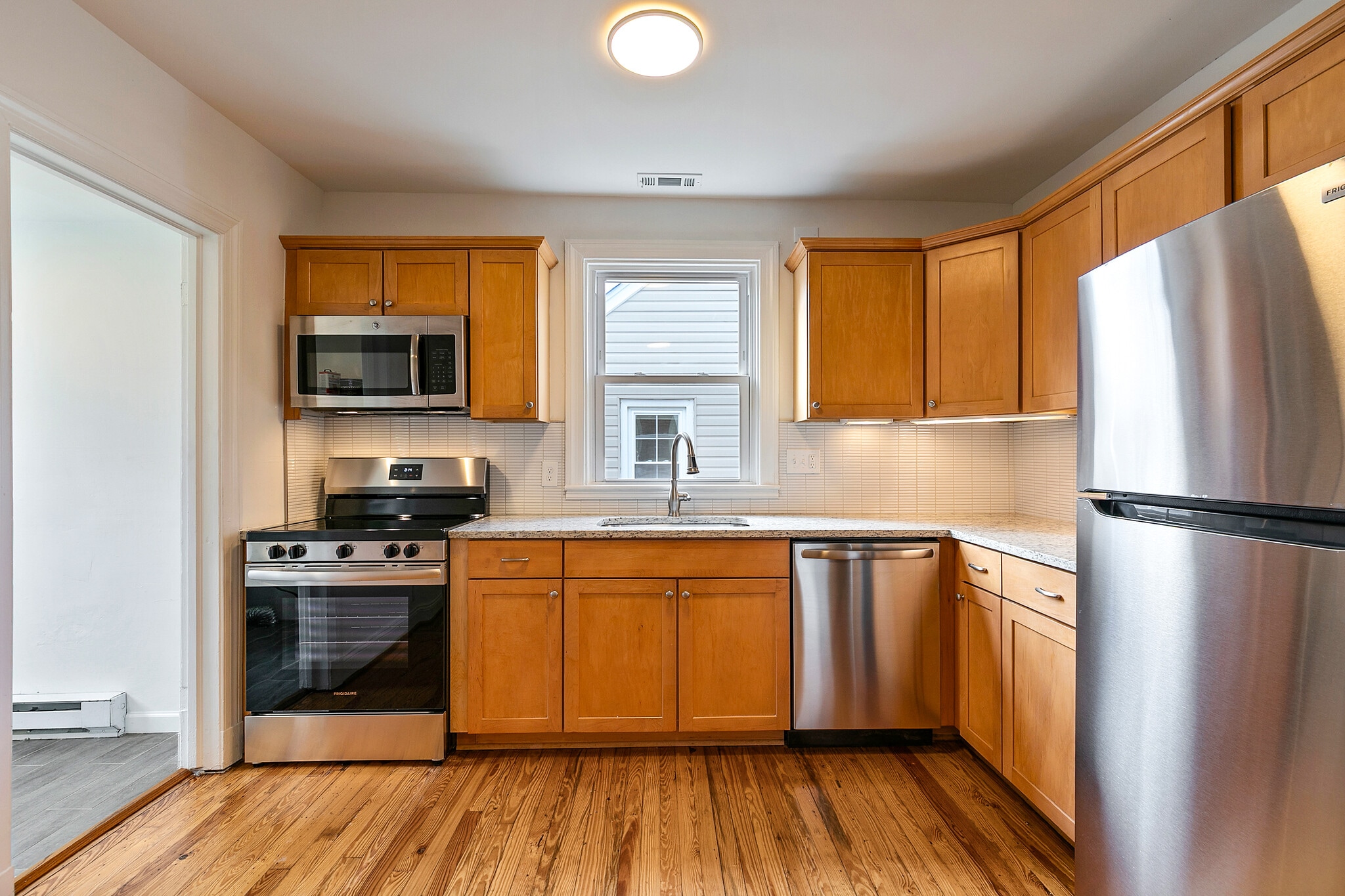 Building Photo - 2629 Dellrose Ave