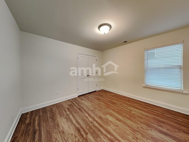 Building Photo - 1190 Ashlyn Ct