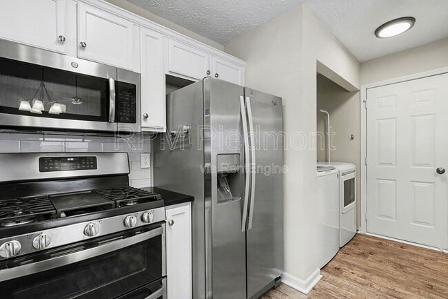 Building Photo - 126 Oconee Pass