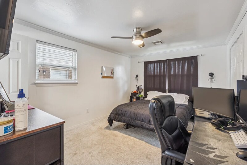 Building Photo - 1316 Sunrise Dr