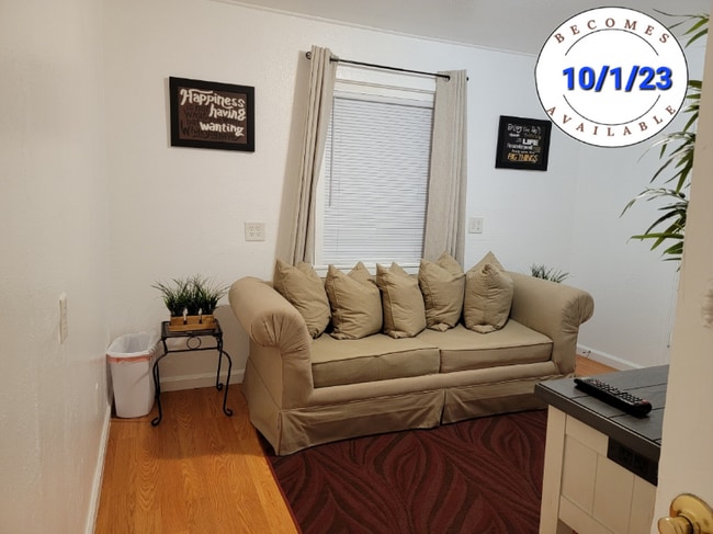 Building Photo - 21800 CA-140