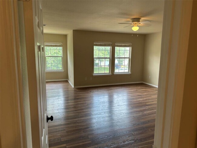 Building Photo - 1629 Balsam Way