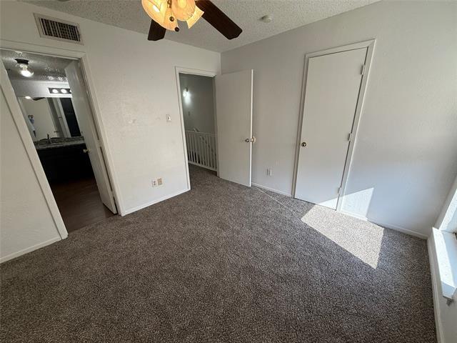 Building Photo - 422 W 4th St