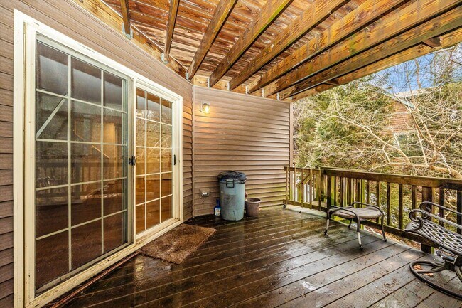 Building Photo - The Meadows In New Market