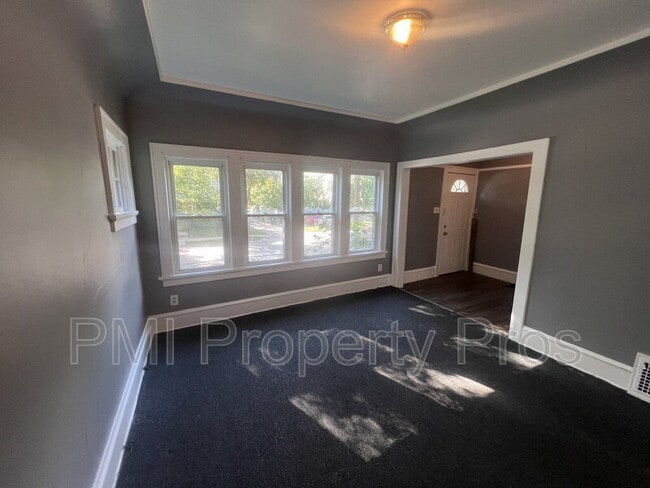 Building Photo - 1536 N 38th St
