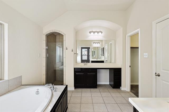 Building Photo - 905 Green Coral Dr