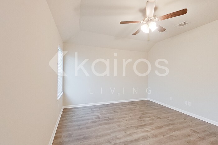 Building Photo - 416 Mango Dr