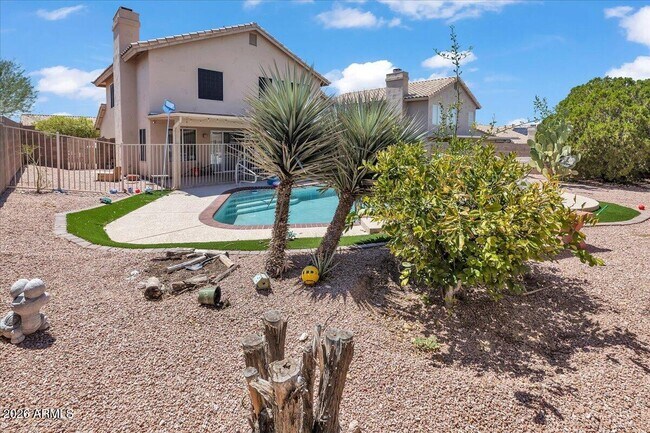 Building Photo - 6366 E Riverdale St