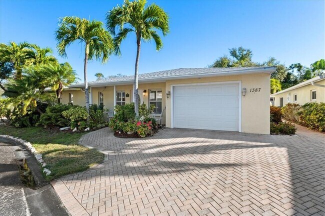 Building Photo - 1387 Moonmist Dr