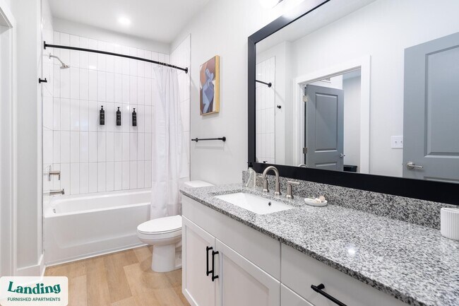 Building Photo - 435 Encore Way