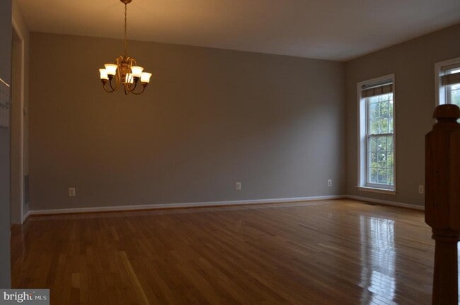 Building Photo - 4016 Timber Oak Trl