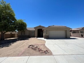 Building Photo - CULDESAC HOME IN ESTRELLA!