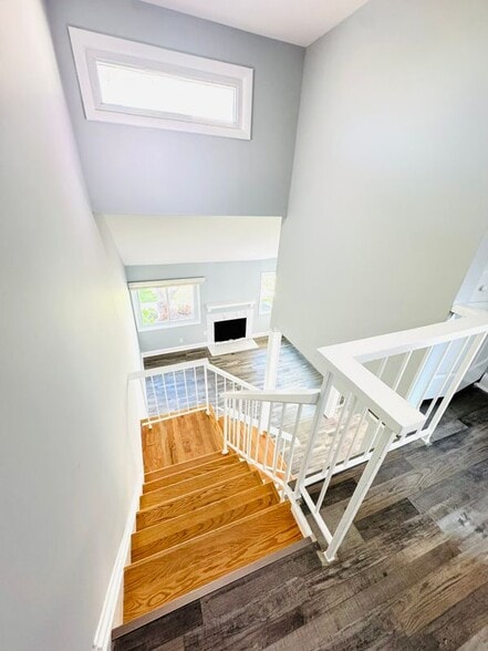 Building Photo - 13386 Hungerford Pl