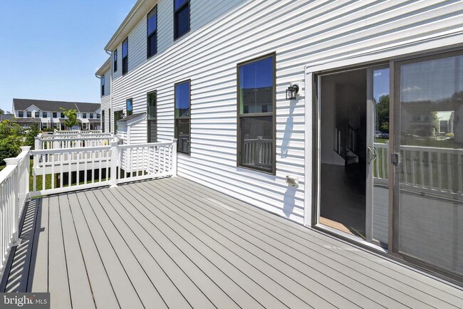 Building Photo - 8005 Milltown Cir