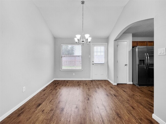 Building Photo - 4010 Redwood Hill Ct