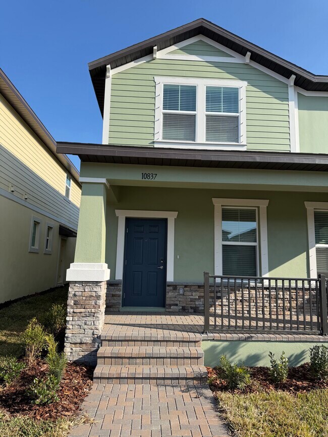 Building Photo - 10837 Littleton Isle Dr