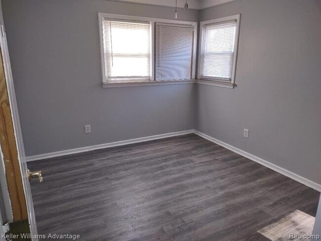 Building Photo - 31266 Hathaway