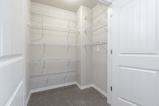 Building Photo - 4434 Prairie Agate Dr