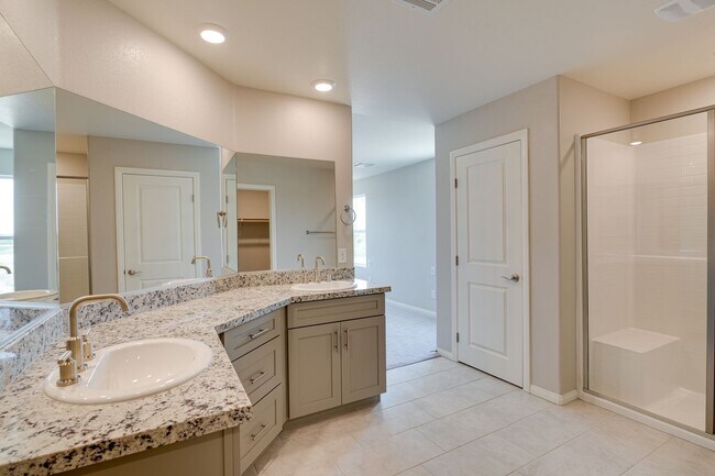 Building Photo - BEAUTIFUL 4BEDROOM 2.5 BATH HOME IN CADENCE * COMING SOON *