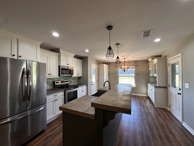 Building Photo - 11365 AR-237