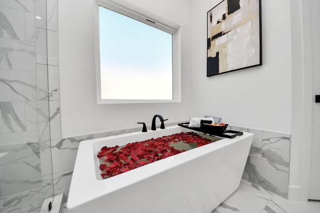 Building Photo - 3620 Du Bois St