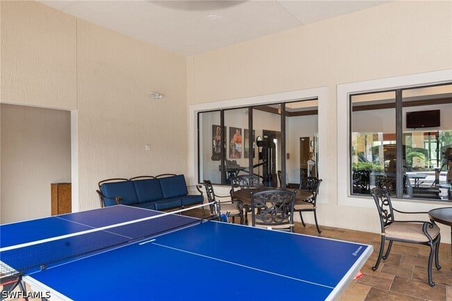 Building Photo - 13000 Positano Cir