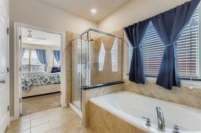 Building Photo - 19433 Colgin Dr