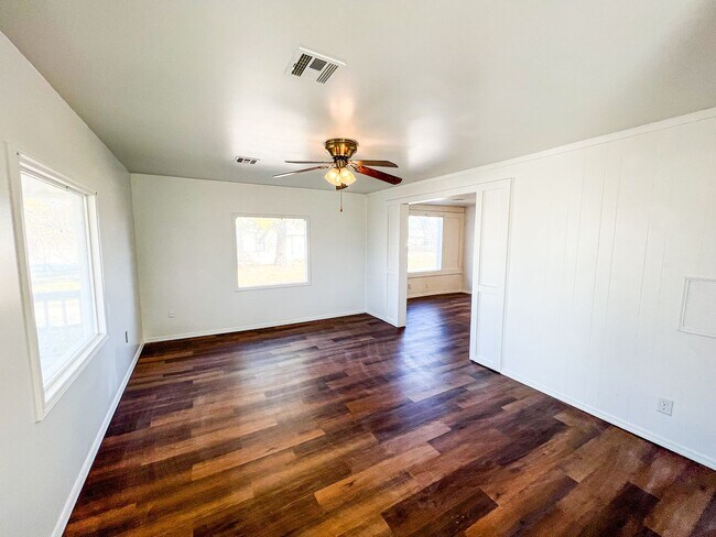 Building Photo - Charming 3-Bedroom Home in the Heart of Drumright