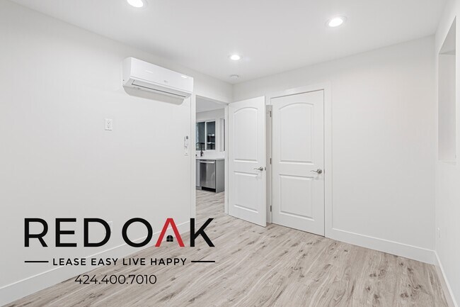 Building Photo - 138 W 93rd St