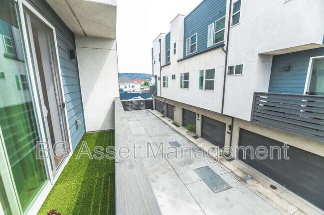 Building Photo - 3909 Wattling St