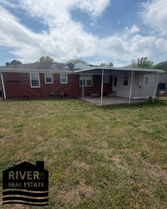 Building Photo - 4026 Peachtree St