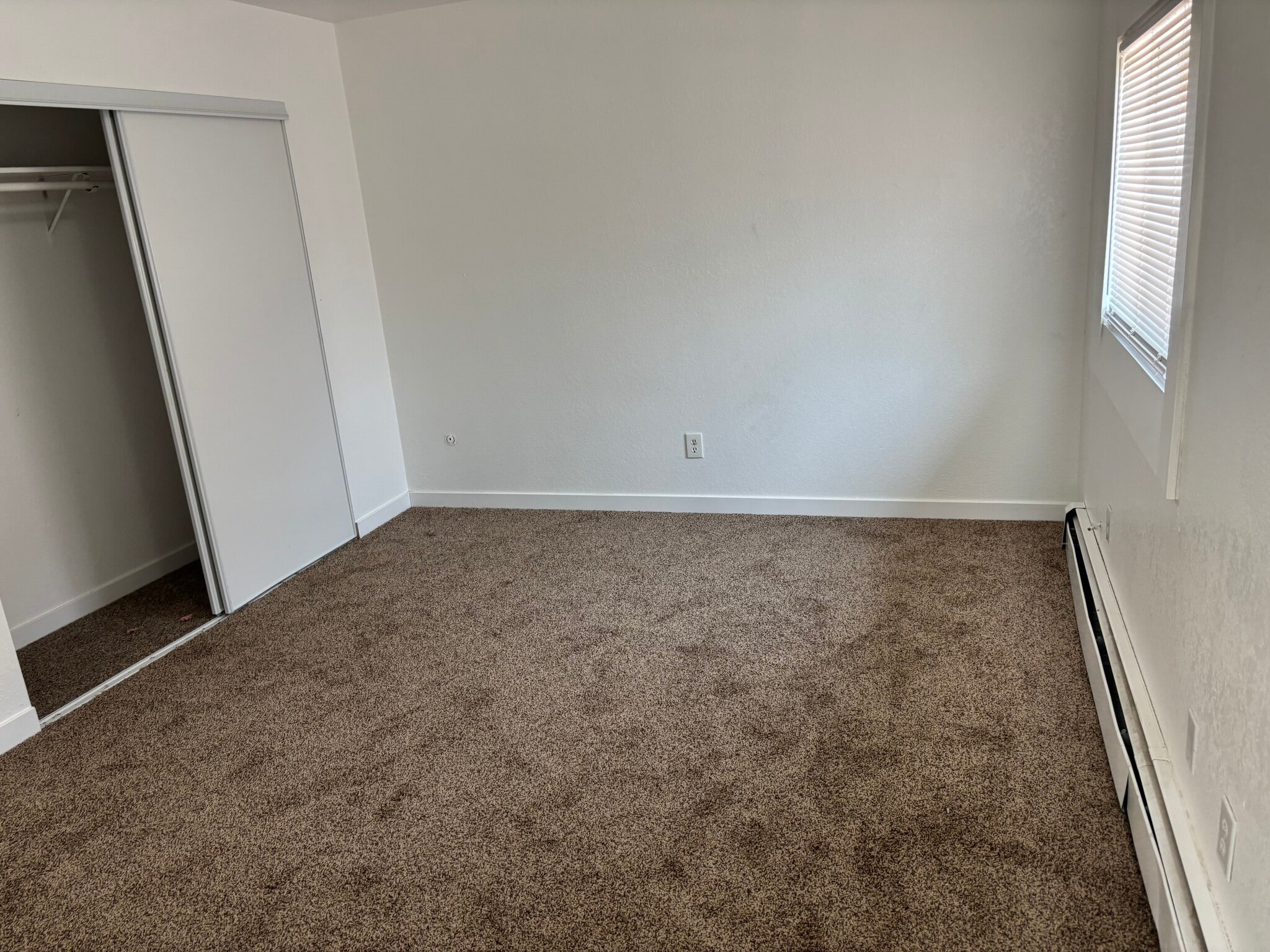 Building Photo - 3033 Pinnacle Dr